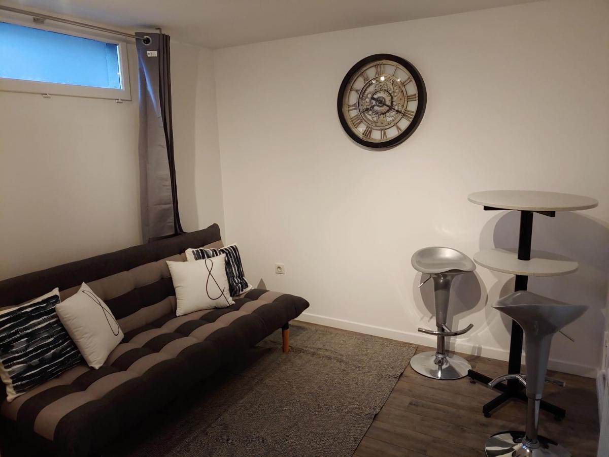 Joli 2 Pieces Neuf Facon Casa De Papel - 131 Apartment รูออง ภายนอก รูปภาพ